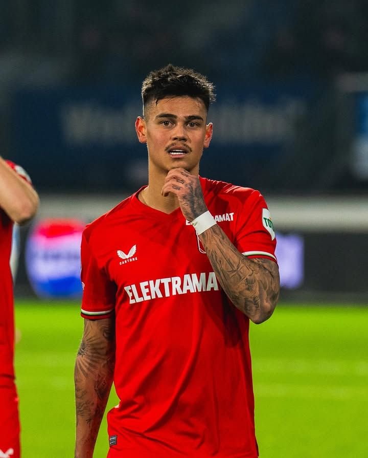 026c3af0ce7f37f384f311d363574205