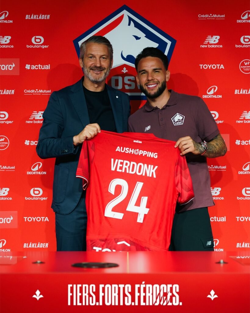 Calvin Verdonk resmi bergabung dengan Lille dari NEC Nijmegen dengan kontrak hingga 2028.