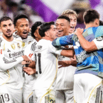 Kylian Mbappe dan Jude Bellingham merayakan kemenangan Real Madrid atas Barcelona di El Clasico 2025.